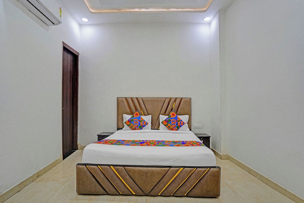 Fabhotel Stars