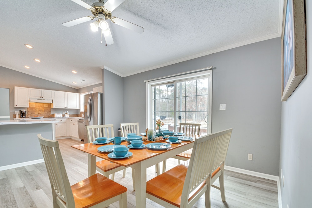 8 Mi to Jordan Lake: Spacious New Hill Home