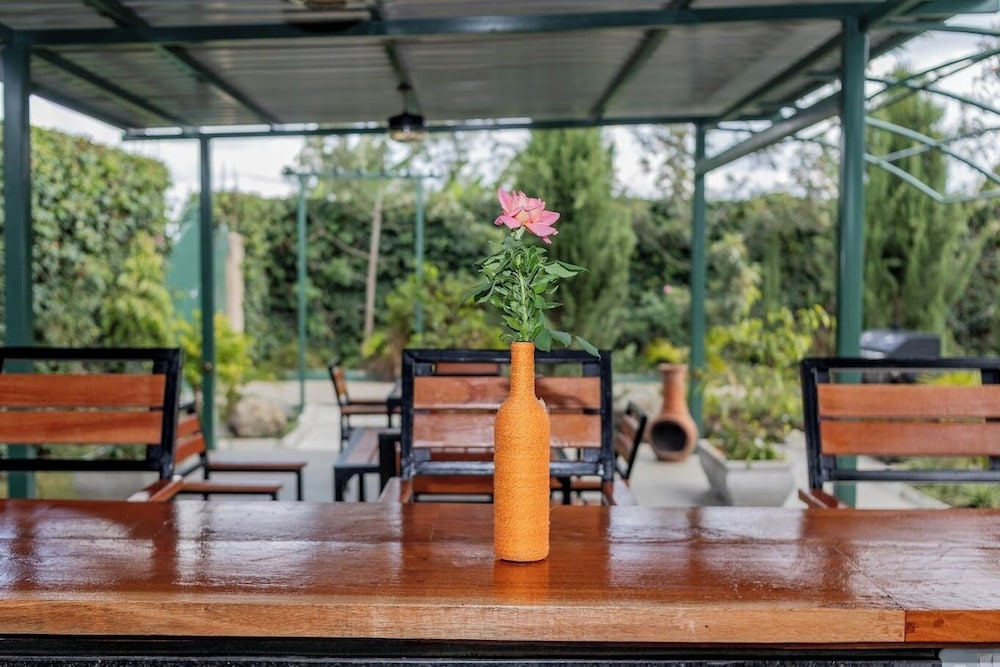 Lux Suites Enkarsis Bungalow Kisaju