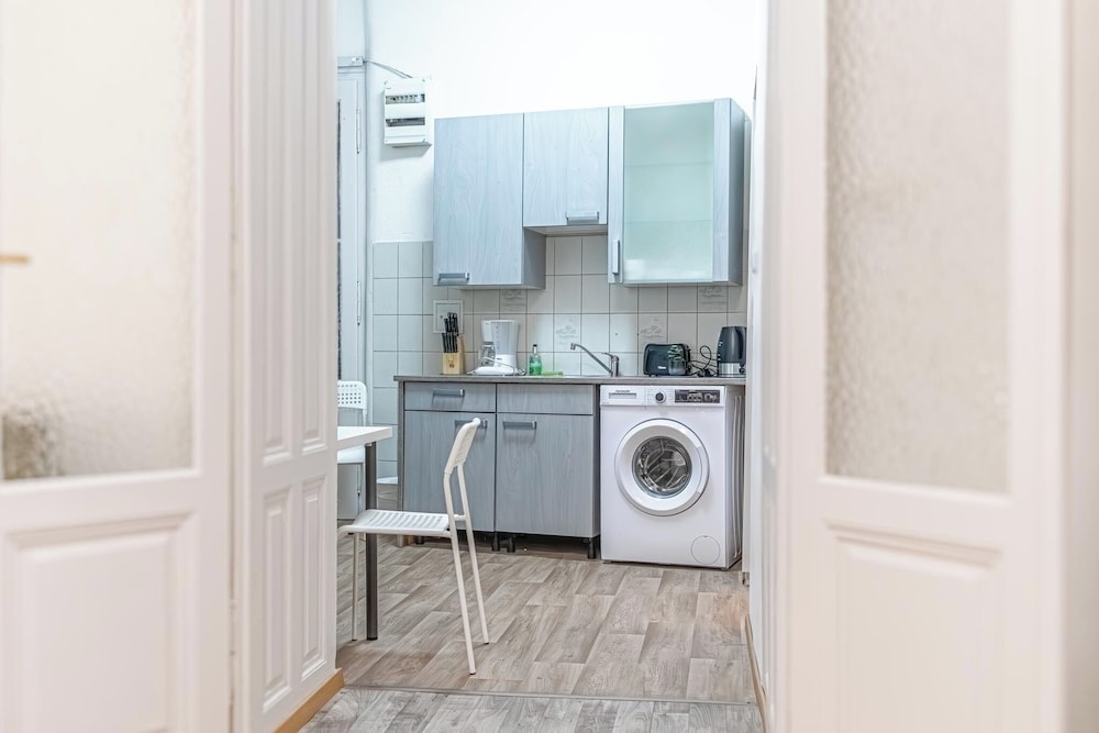 Comfy 2BR Apt For 6 Wiener Stadthalle