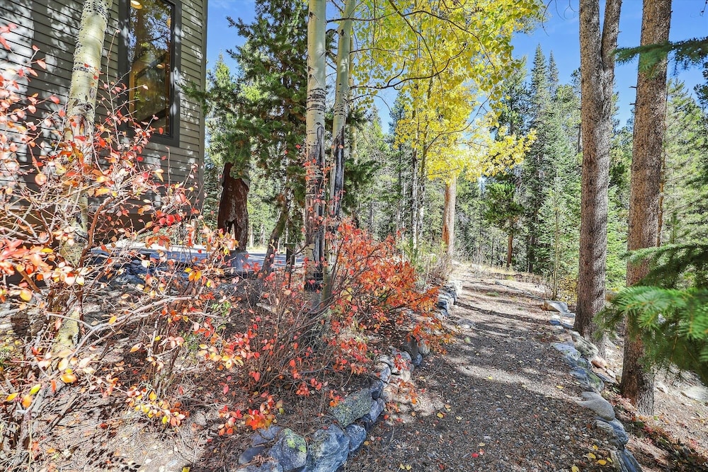Summit Solitude Estate 3 Bedroom Home