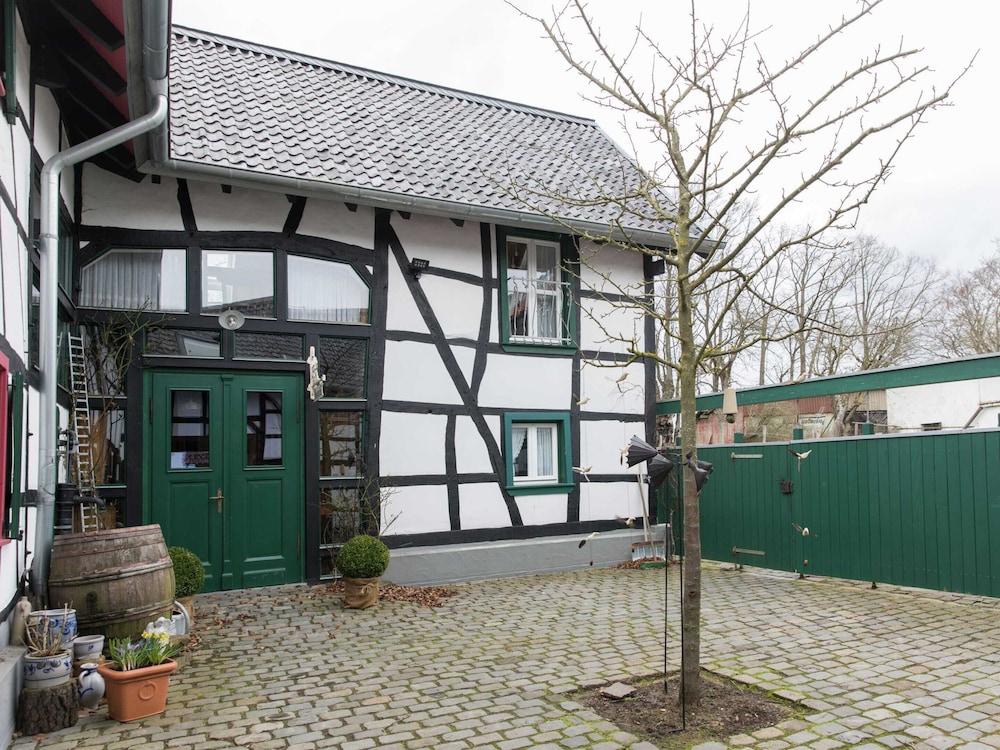 Nostalgic Apartment in the Eifel Region