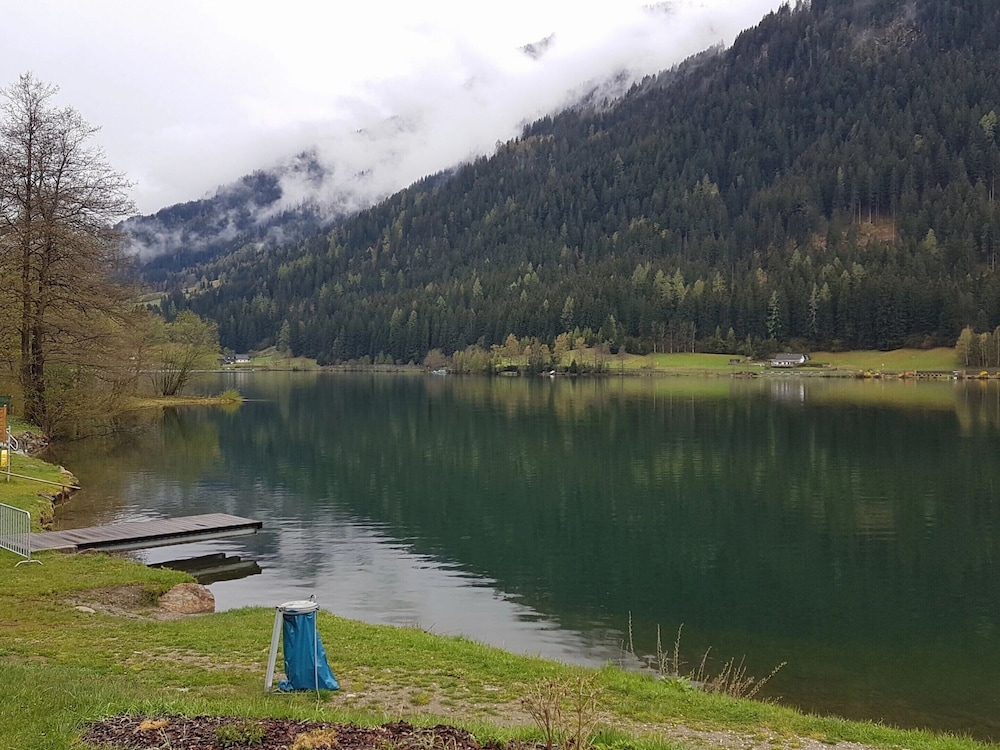 Apartment in Dorfzentrum Near Lake