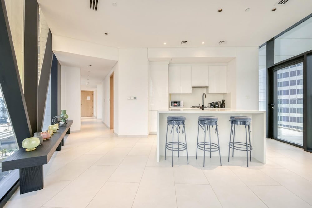 Luxury Apt W Burj Khalifa Vw Dubai Canal Access