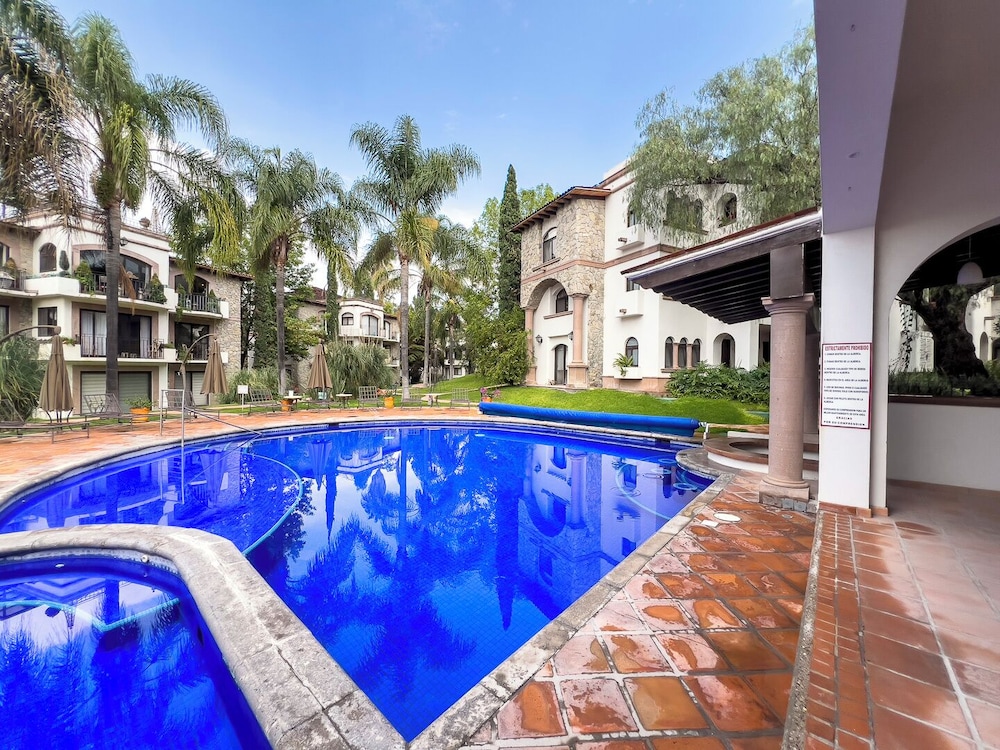 Prime Location w Amenities in San Miguel