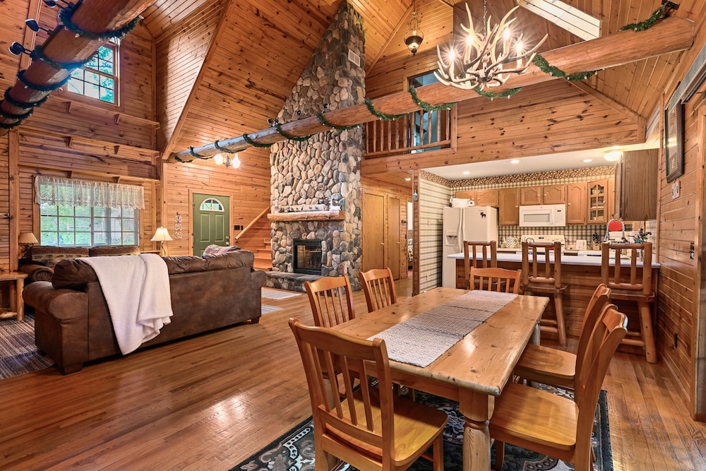 Wazeecha Lodge in Wisconsin Rapids