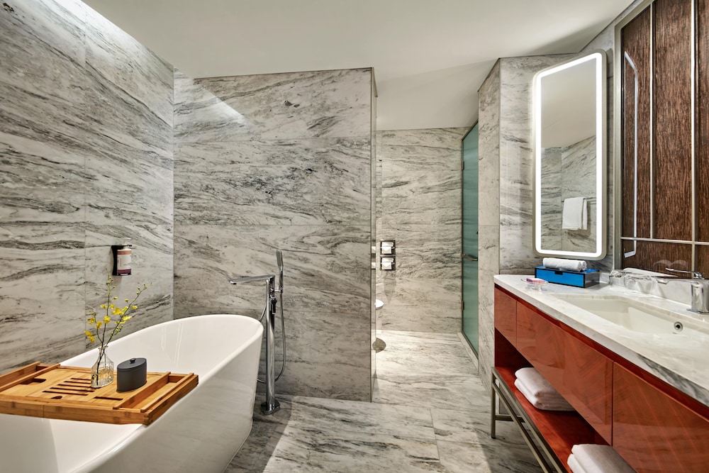 Mövenpick Hotel Hanoi Centre 26