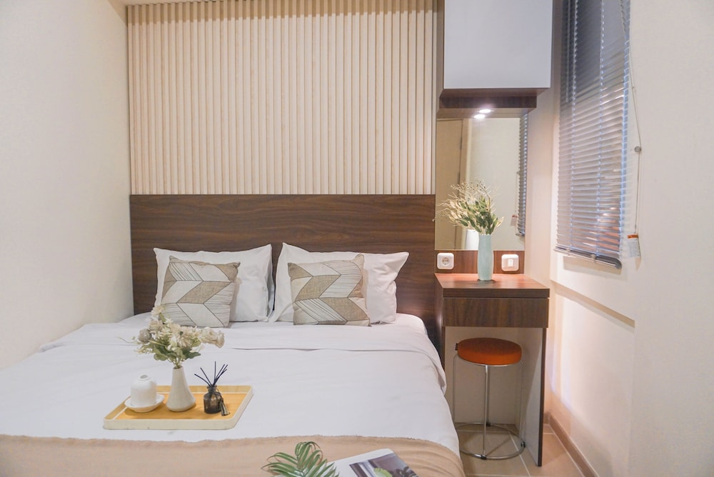 Warm And Modern Style 2Br At Meikarta Apartment