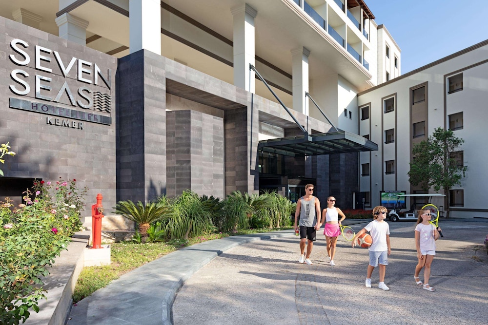 Seven Seas Hotel Life - All Inclusive