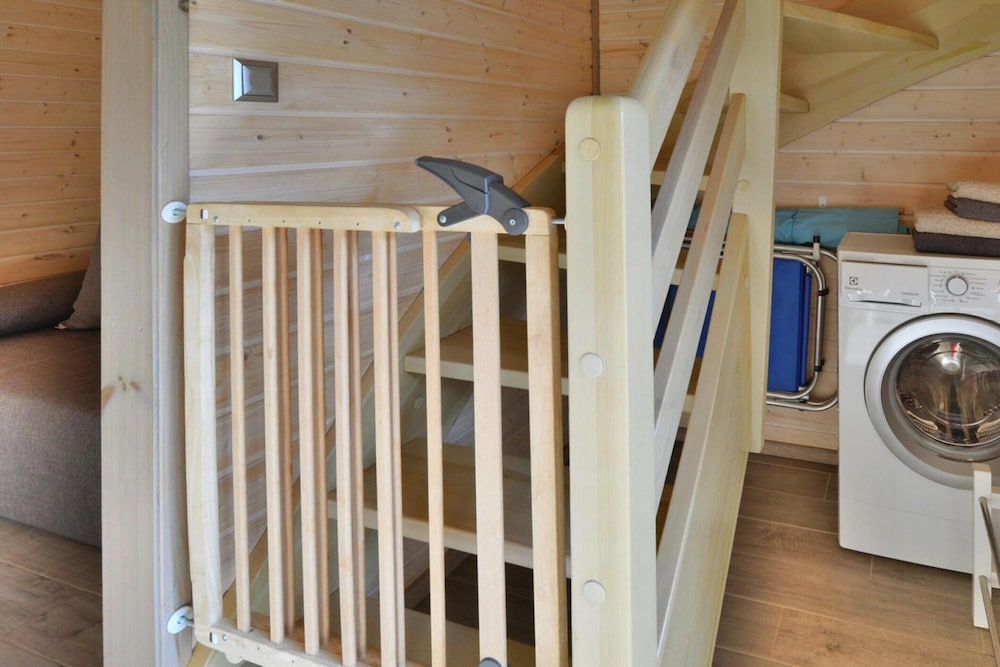 Holiday Homes Near the Beach, Sauna, Whirlpool