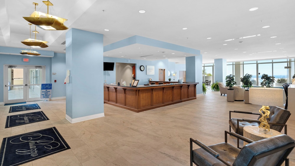 2BR Gulf Front Condo w/ Pool, Gym, Hot Tub + Free Attraction Tickets!