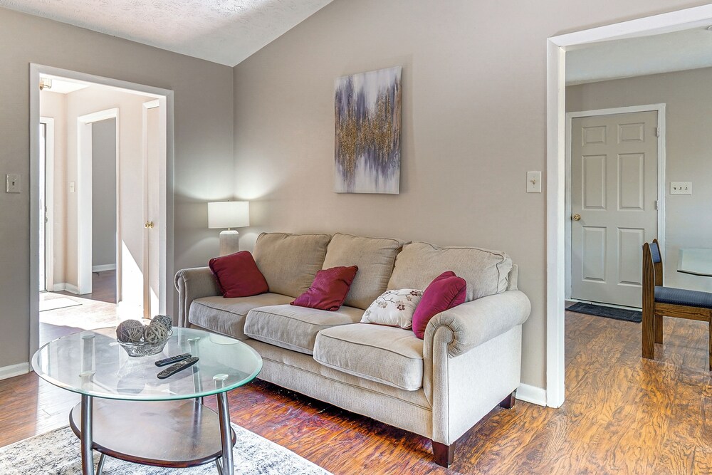 5 Mi to Fort Bragg: Family Gem Near Parks & Trails