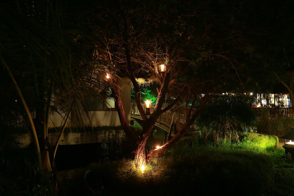 Deshadan Backwater Resort