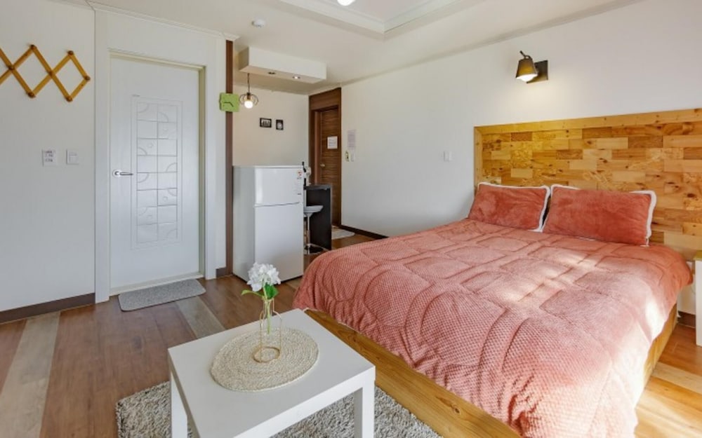 Gyeongju M and K Pool Villa Pension view 2