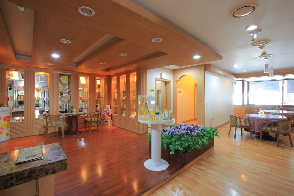 Mona Yongpyong Villa Condominium