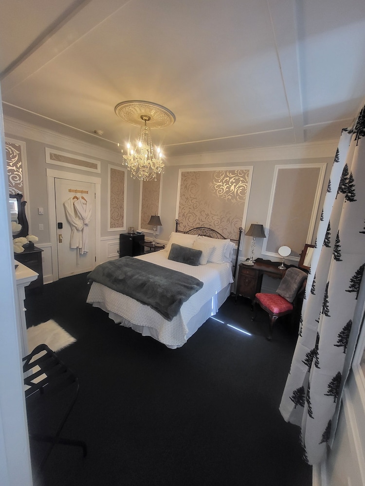 The Tamworth Hotel