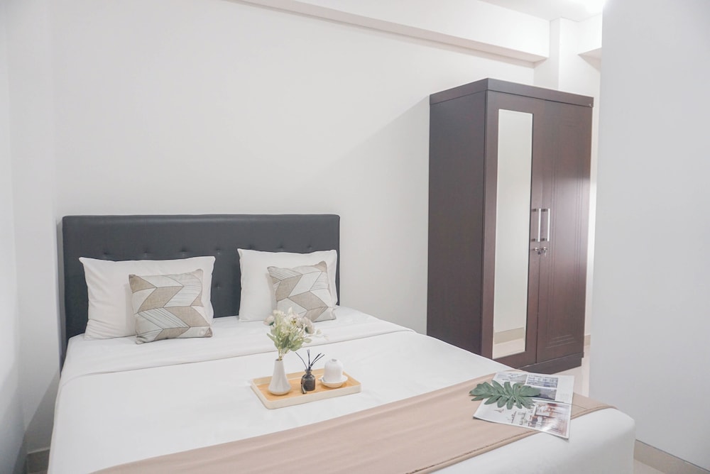 Comfy And Homey 2Br Transpark Cibubur Apartment