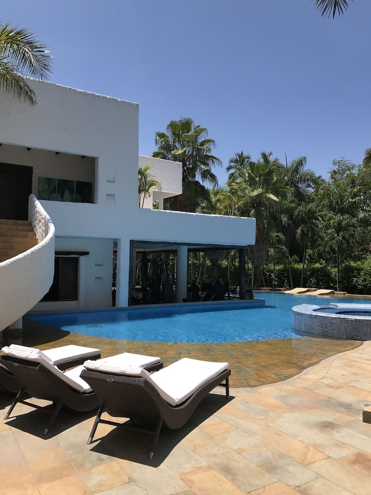 Casa Santa Fe Antioquia By Nomad Guru