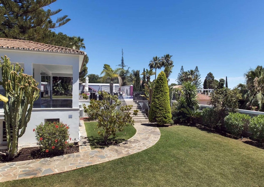 Modern Versace-themed Villa