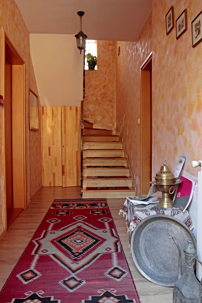 Guest House Kandilj view 2