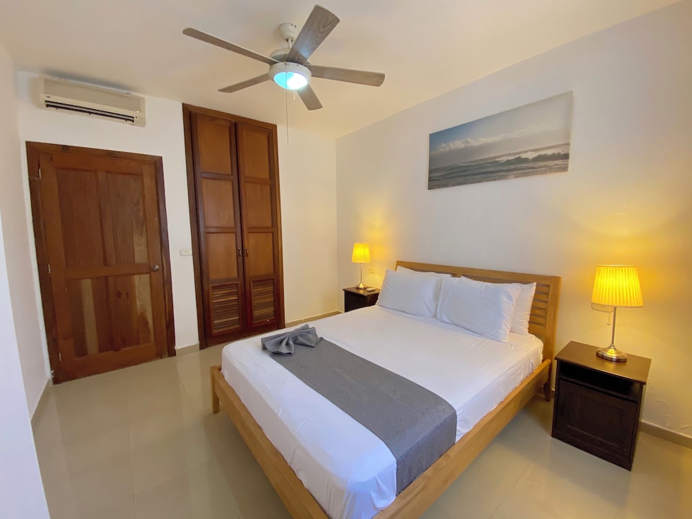 TROPICAL VILLAS playa LOS CORALES
