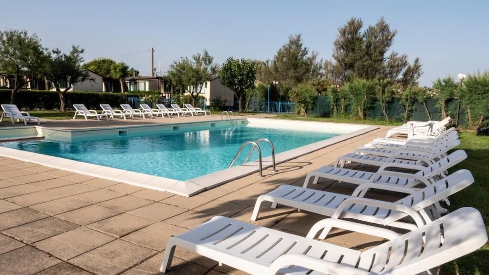 Diomedea Residence Village