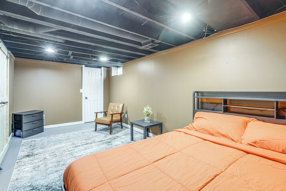 Game, Stay & Play: Family Home in Westland!