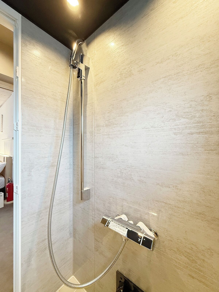 Reno bld 301