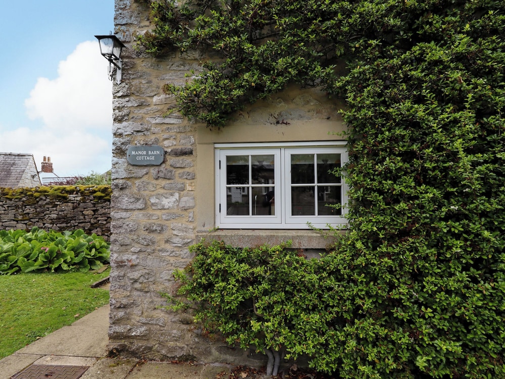 Manor Barn Cottage