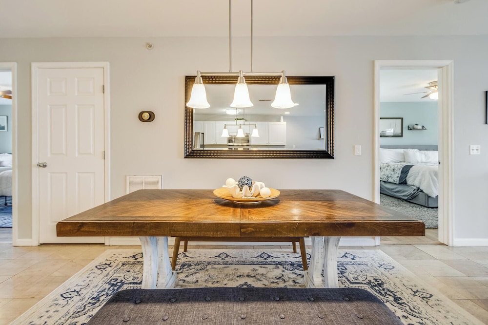 Sanibel Circle 3513