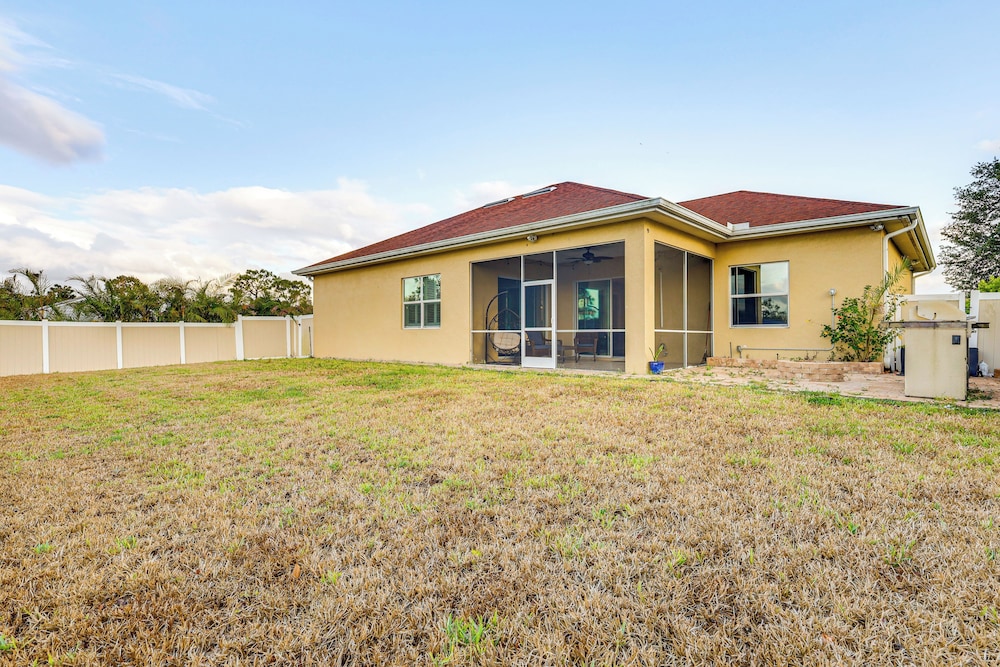Pet-friendly Home w/ Fenced Yard in Fort Myers!