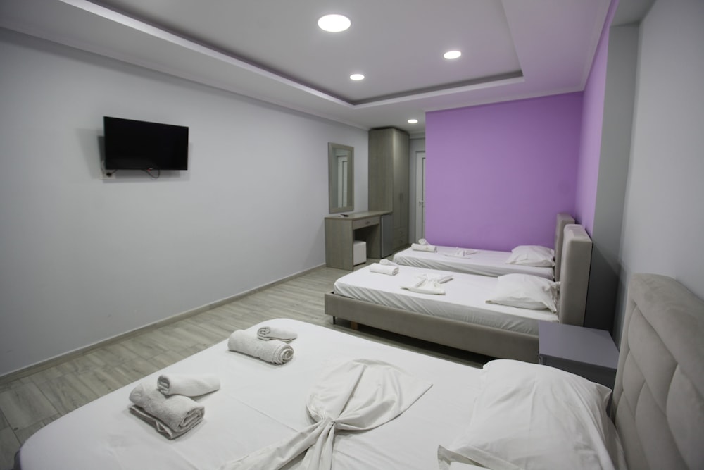 Karos Hotel Llaman