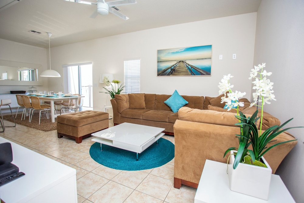 Four Bedroom w Screened Pool Close to Disney 4563 view 3
