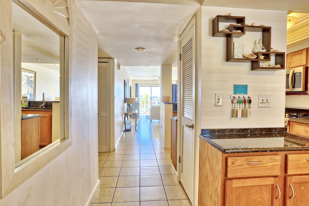 Land's End 5-302 Gulf-bay Front - Premier