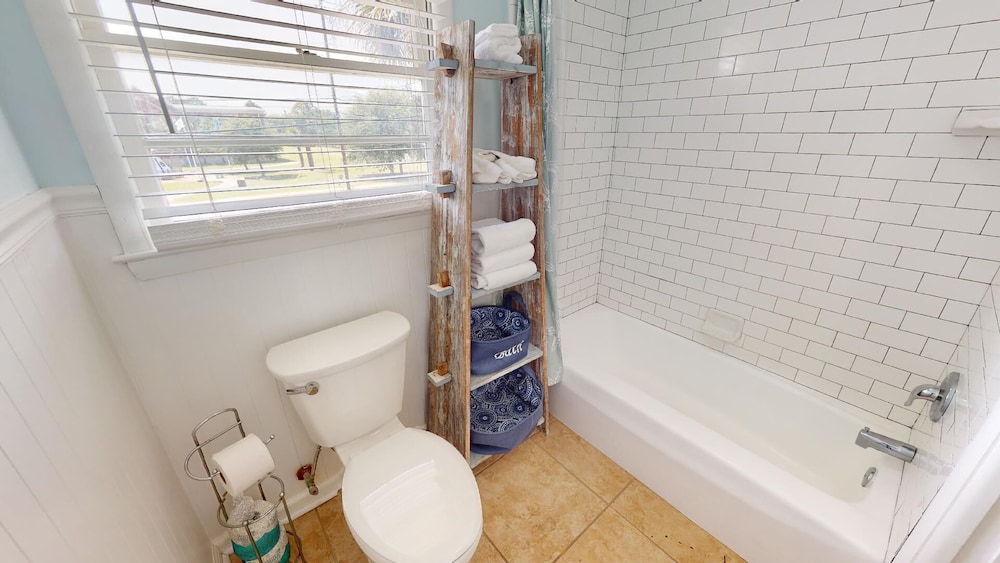The Island Star by Tybee Vacation Rentals