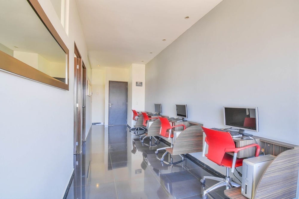 meeting & event spaces