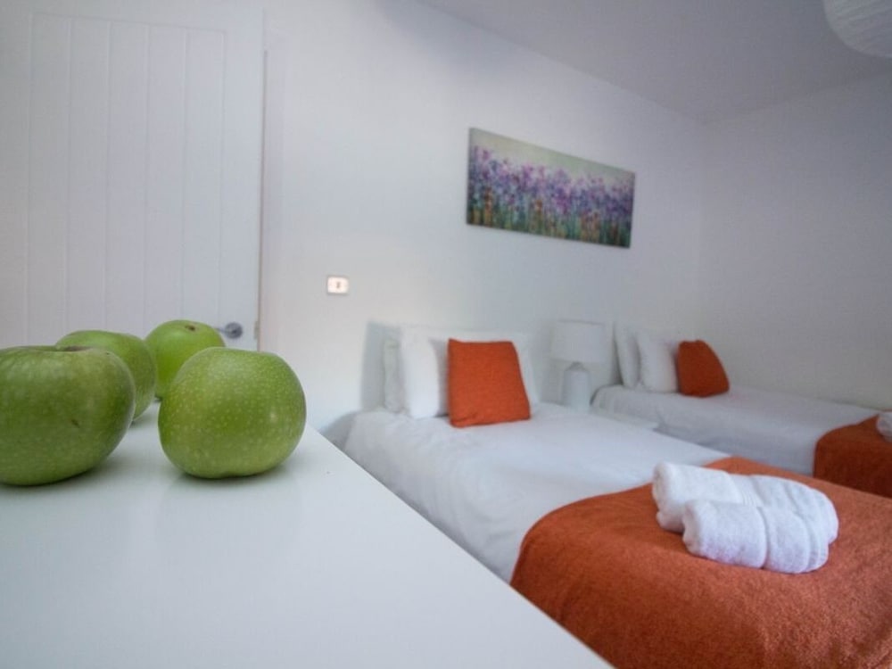 Beddoe Apartments