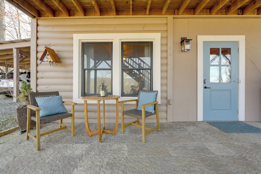 Secluded Mtn-view Retreat in Mars Hill