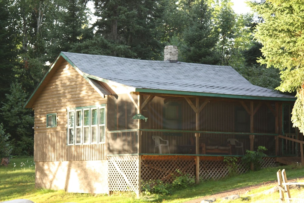 Slippery Winds Wilderness Resort