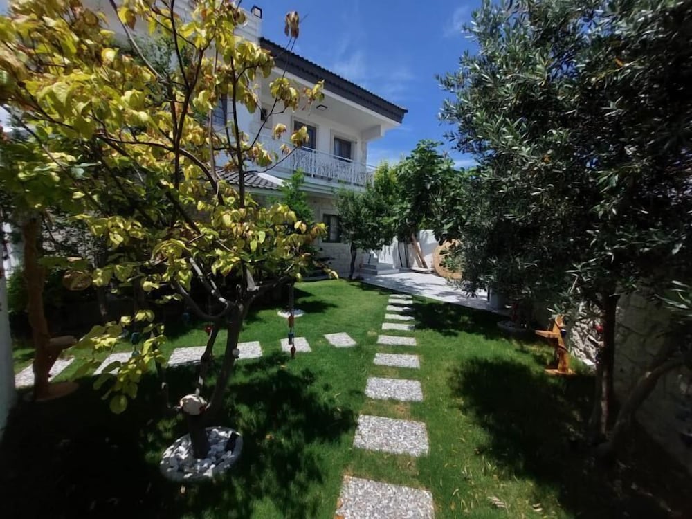Talles Suite Alaçatı Otel