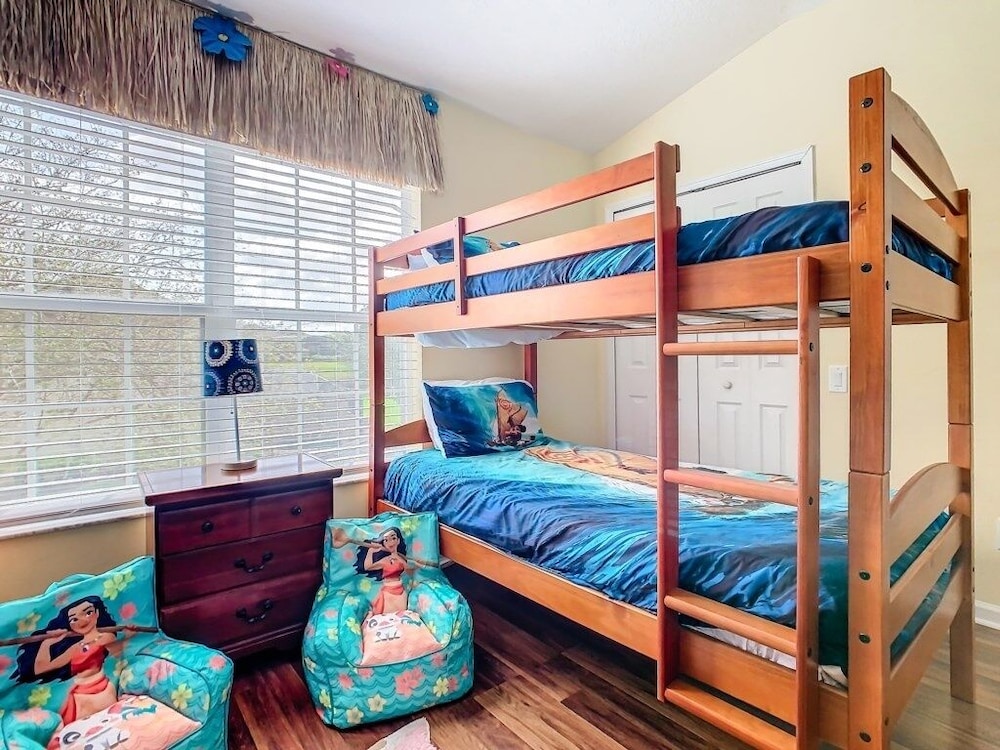 Themed 3-Bedroom Townhome w/Private Pool Near Disney - Windsor Palms 3 Townhouse