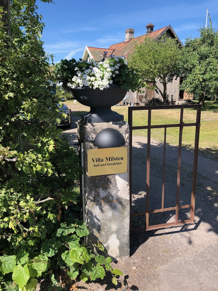 Villamilsten Bed & Breakfast