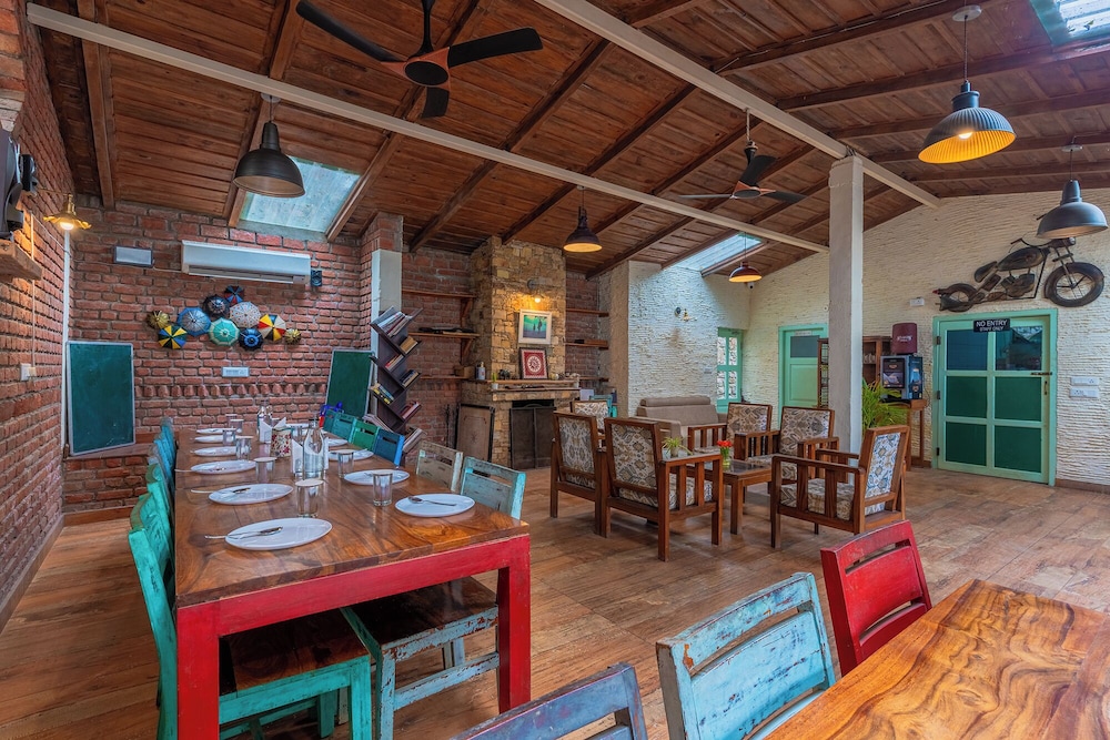 Echor Malusara Lakeview Retreat Bhimtal