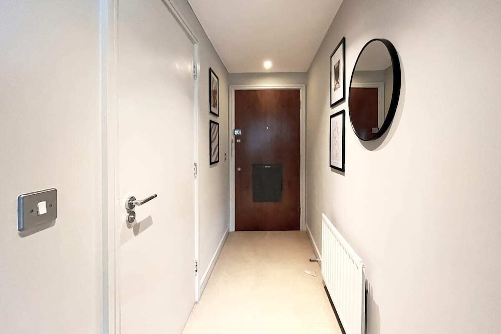 The River Thames Hideout - Modern 1bdr Flat