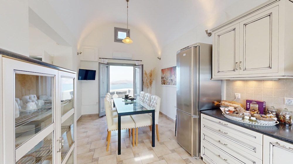 Hemera Holiday Home photo 5