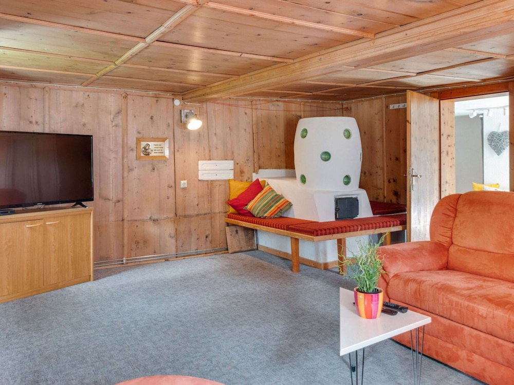 Boutique Holiday Home in Längenfeld near Ski Bus Stop view 4