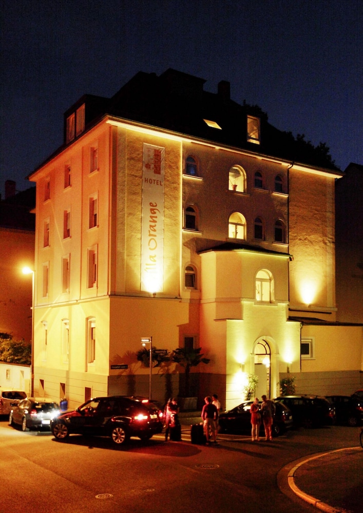 Frankfurt Vacations - Hotel Villa Orange - Property Image 17