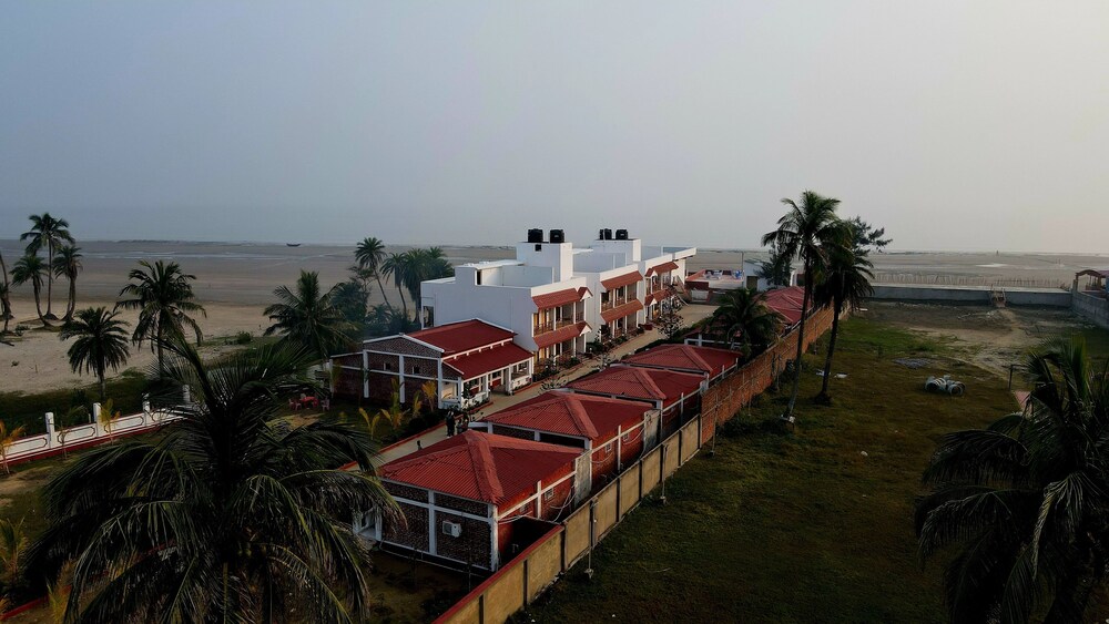 Ricardo Beach Resort