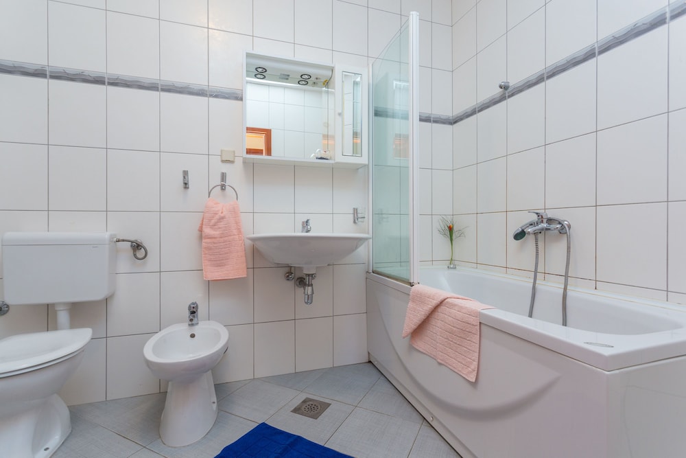 Burum Apartments