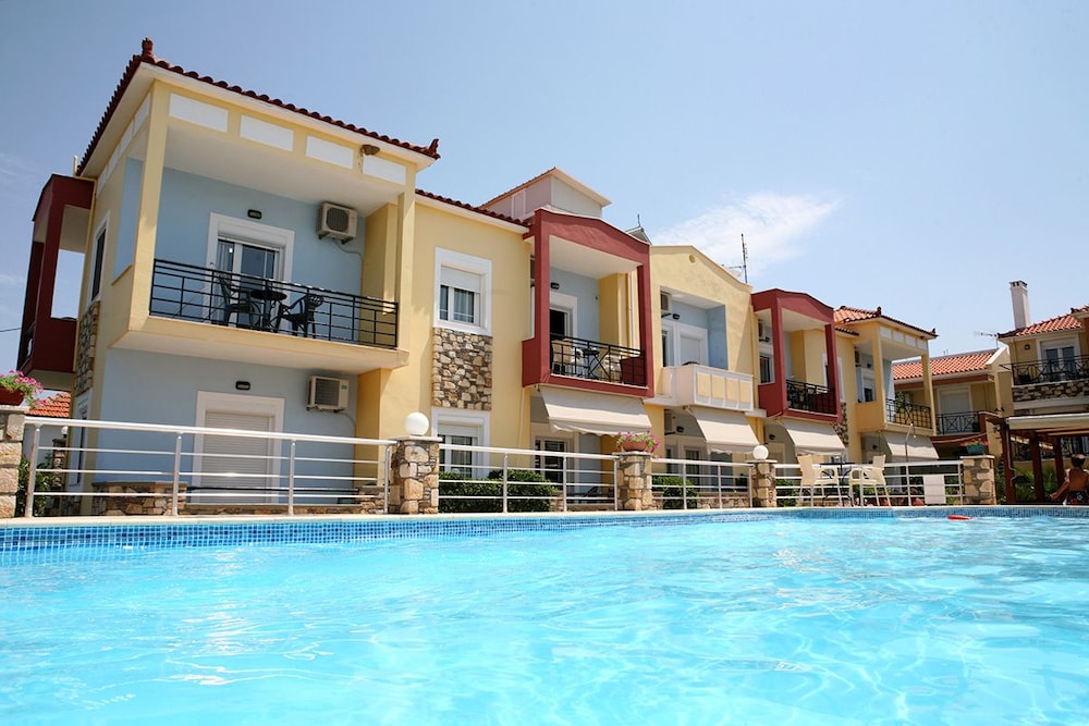 Gera Bay Studios and Apartments